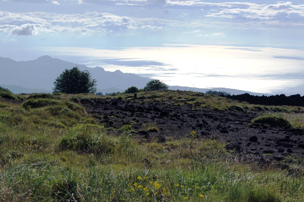 Etna Paradise Locazioni Brevi Villa Ragalna Exterior foto